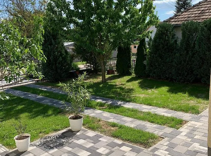 Marci Homestay Balatonboglar